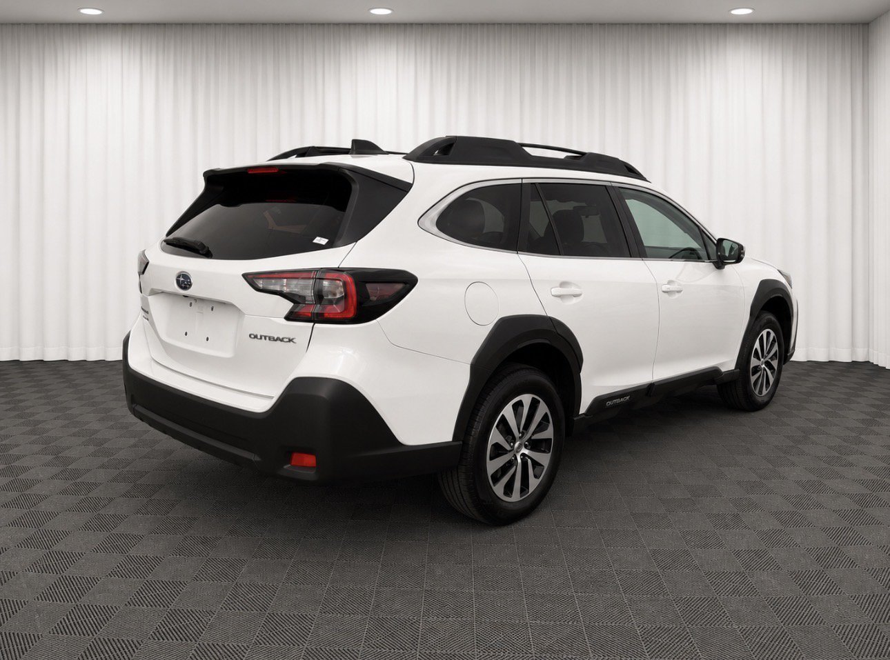 Used 2024 Crystal White Pearl Subaru Premium image 3
