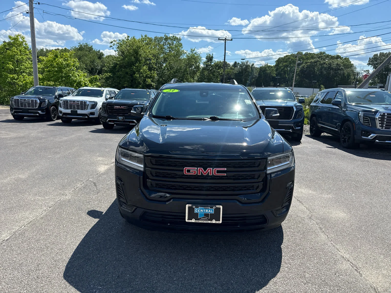 Certified Used 2023 Ebony Twilight Metallic GMC SLE image 8