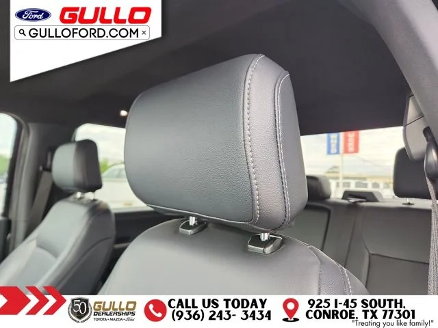 Used 2025 Gray Metallic Ford Lariat image 17