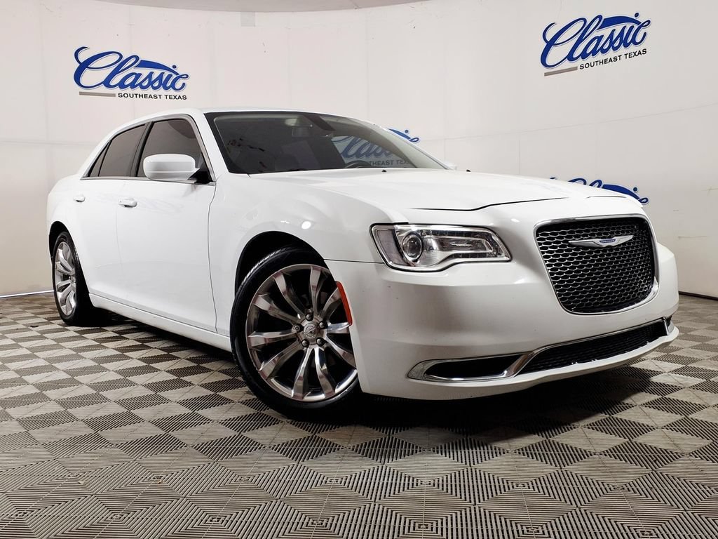 2019 Chrysler 300