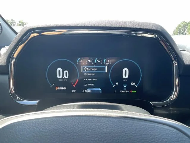 Used 2023 Gray Ford LARIAT image 19