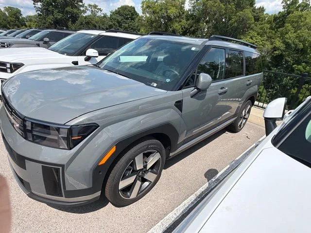 New 2026 Hampton Gray Hyundai Limited image 4