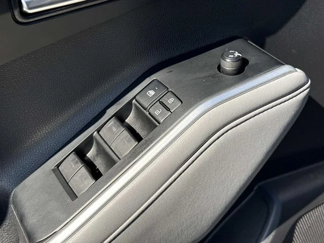Used 2021 Gray Toyota XLE image 27