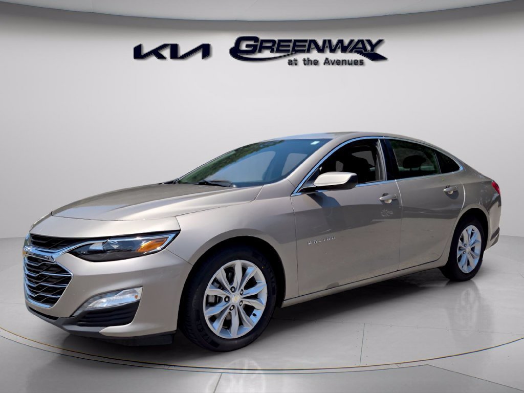 Used 2024 Mineral Gray Metallic Chevrolet LT image 2
