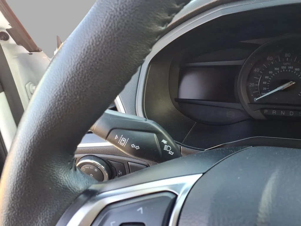 Used 2024 White Ford SEL image 25