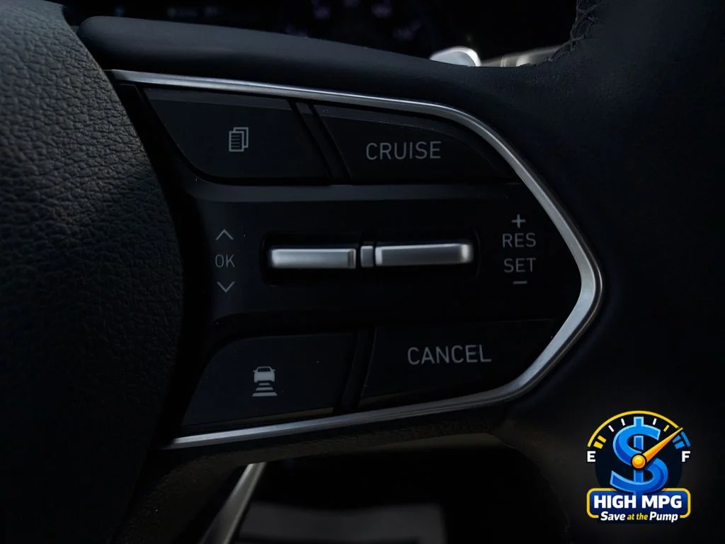 Used 2022 Black Hyundai SEL image 22