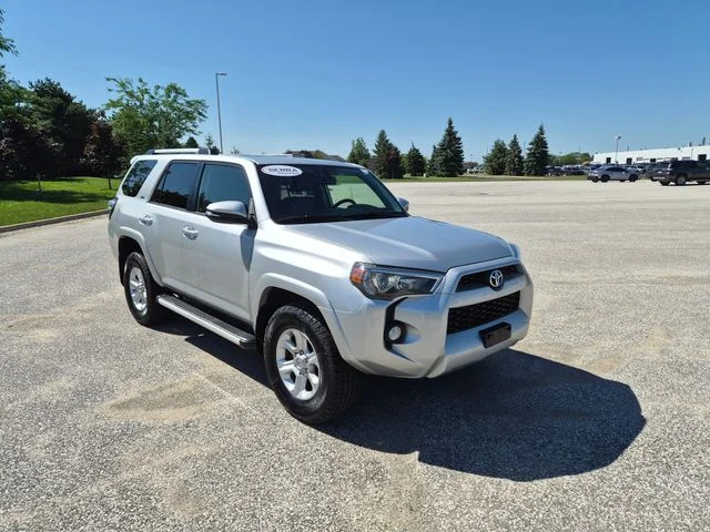 Used 2019 Silver Toyota SR5 Premium image 3
