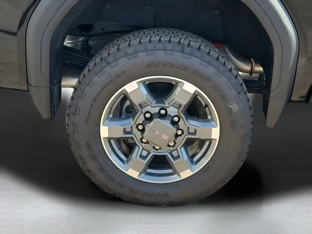 New 2026 Onyx Black GMC SLT image 19