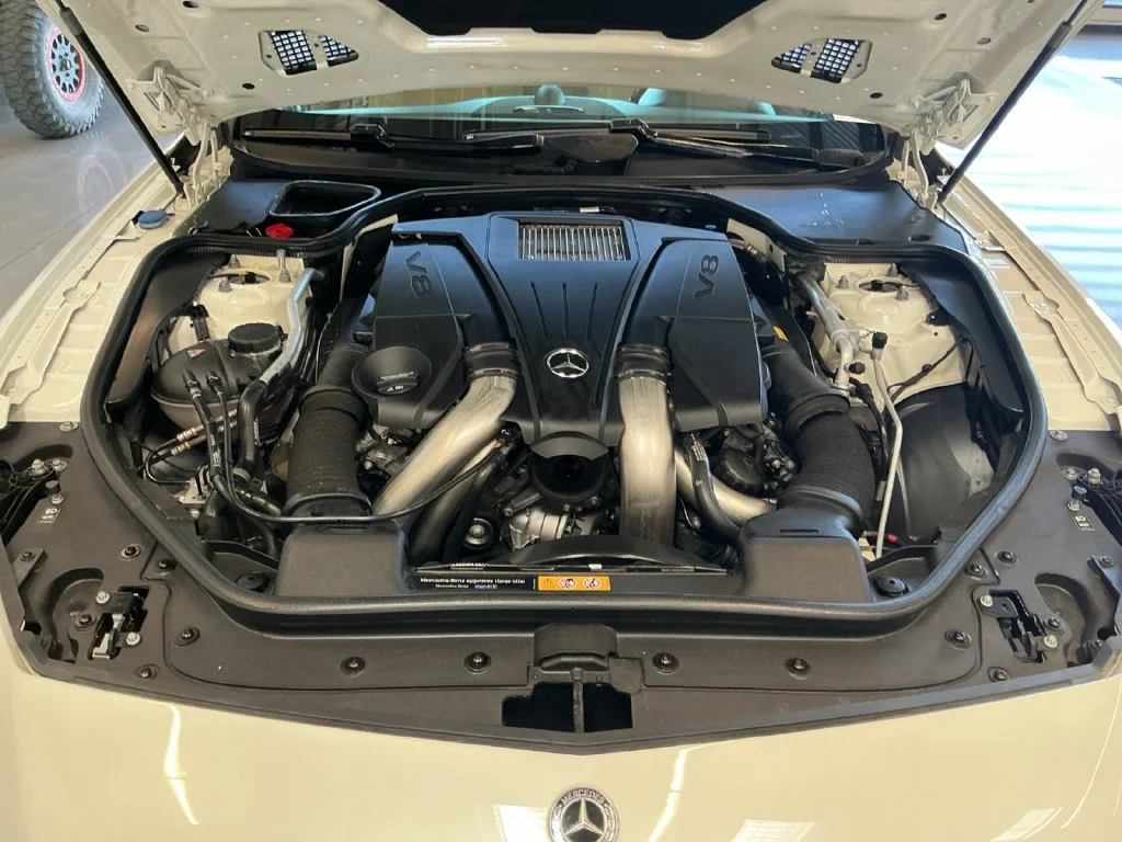 Used 2019 White Mercedes-Benz SL 550 image 29