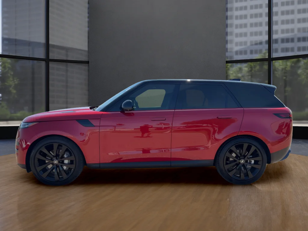 Used 2025  Land Rover SE image 8