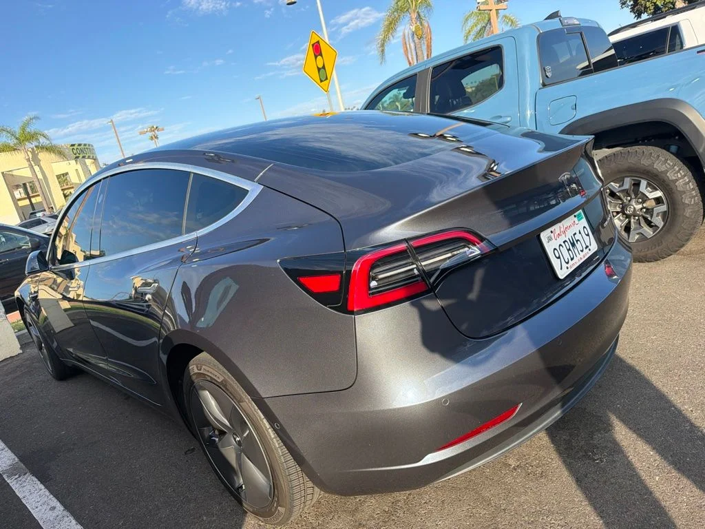 Used 2020 White Tesla Long Range image 3