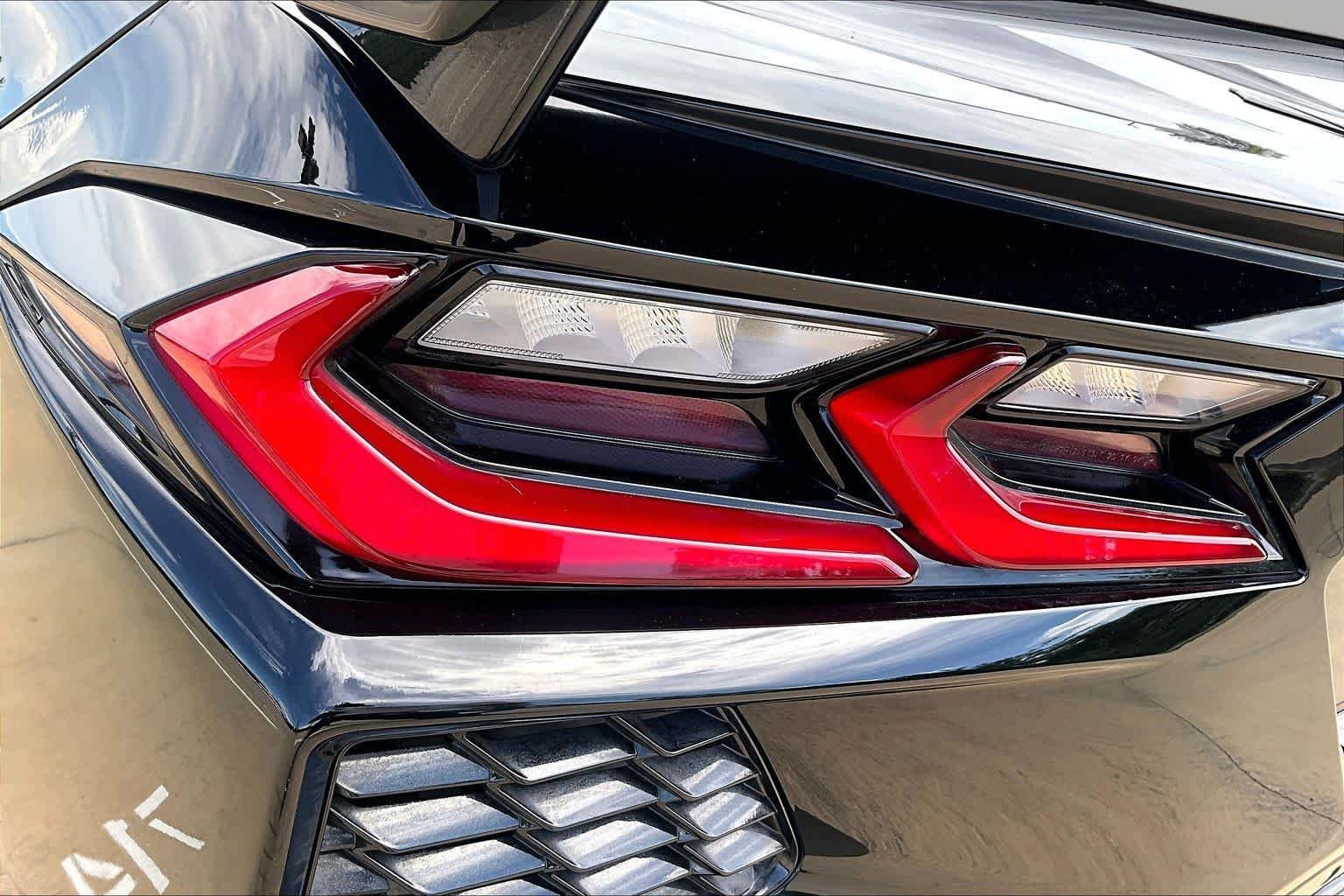 Used 2025 Black Chevrolet 2LT image 24