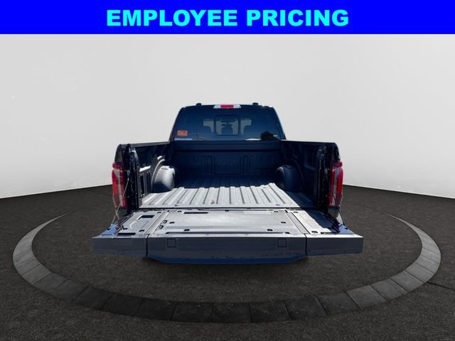 New 2026 Black Ford Lariat image 5