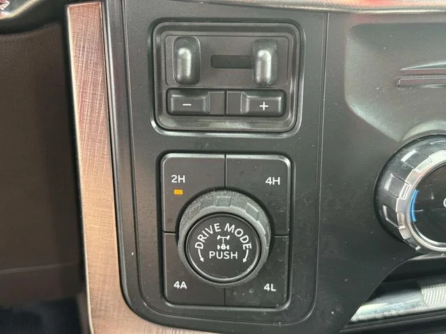 Used 2025 Star White Ford King Ranch image 50