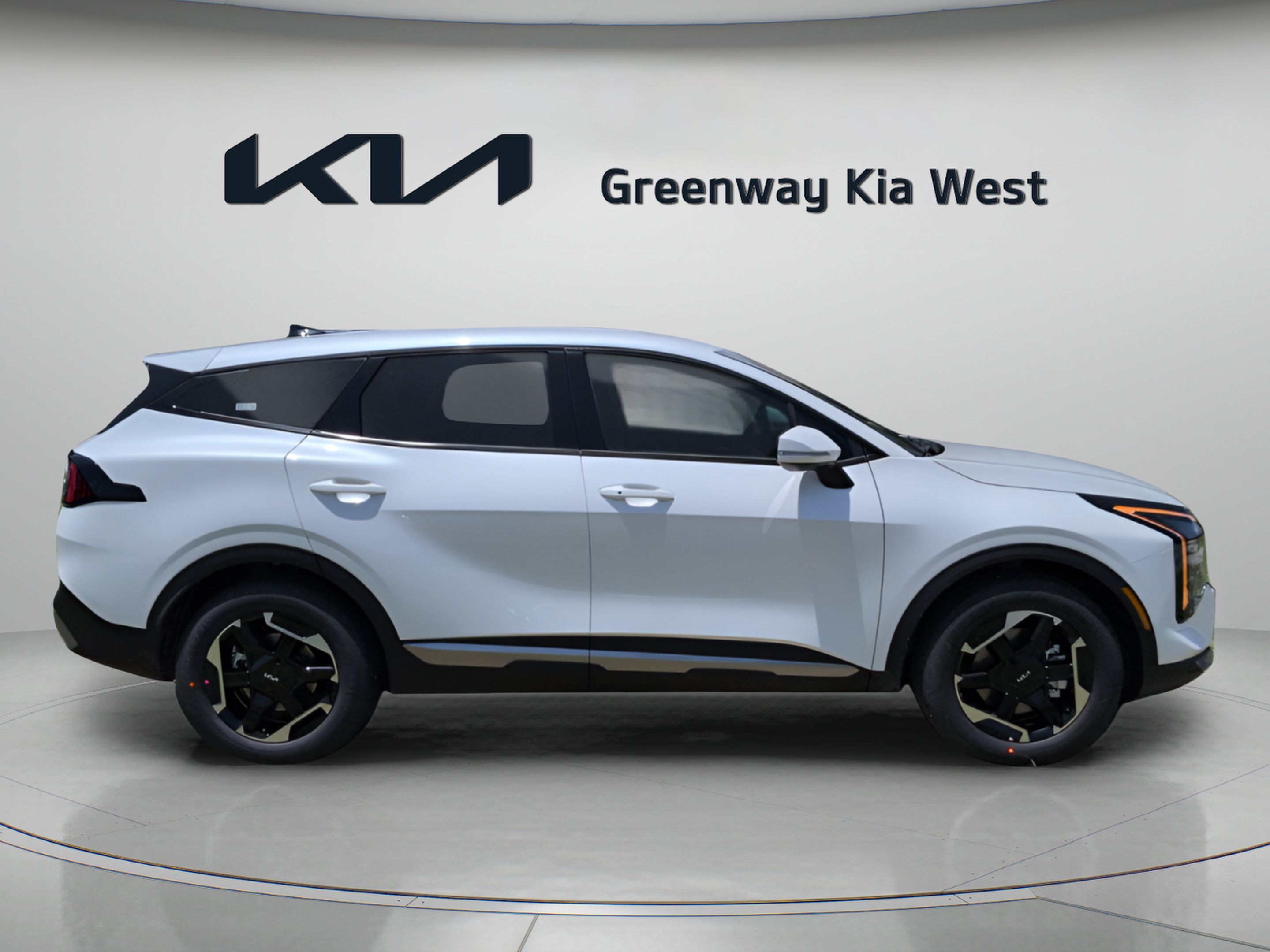 New 2027 Snow White Pearl Kia LX image 9