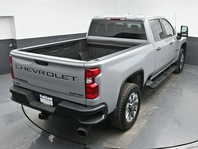 Used 2024 Gray Chevrolet Custom image 32
