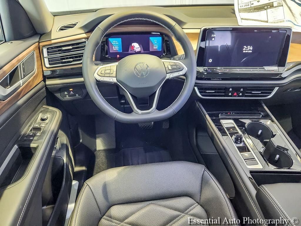 New 2026 Pure Gray Volkswagen 2.0T SE w/Technology image 12