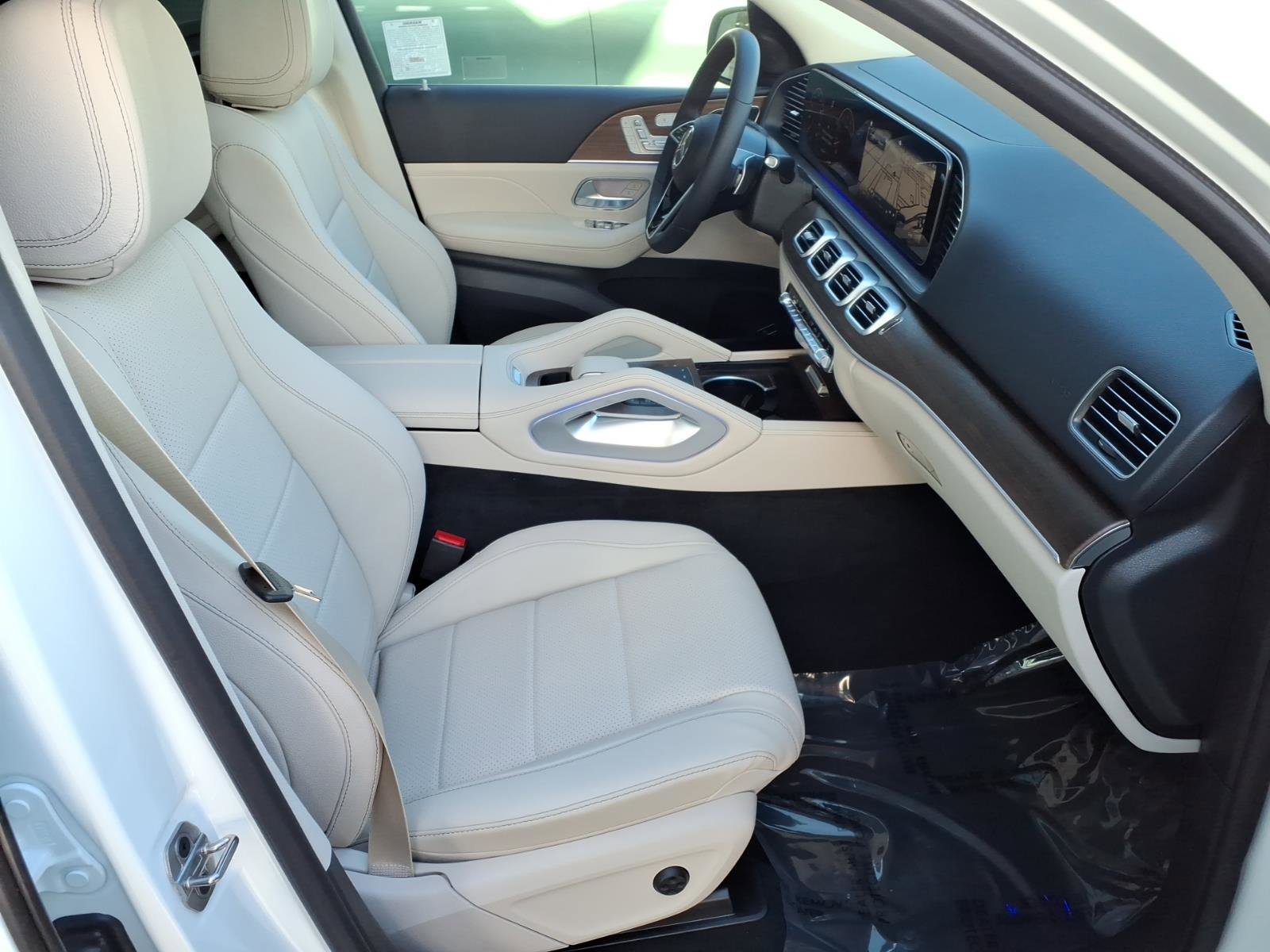 New 2026 Polar White Mercedes-Benz 450 image 16