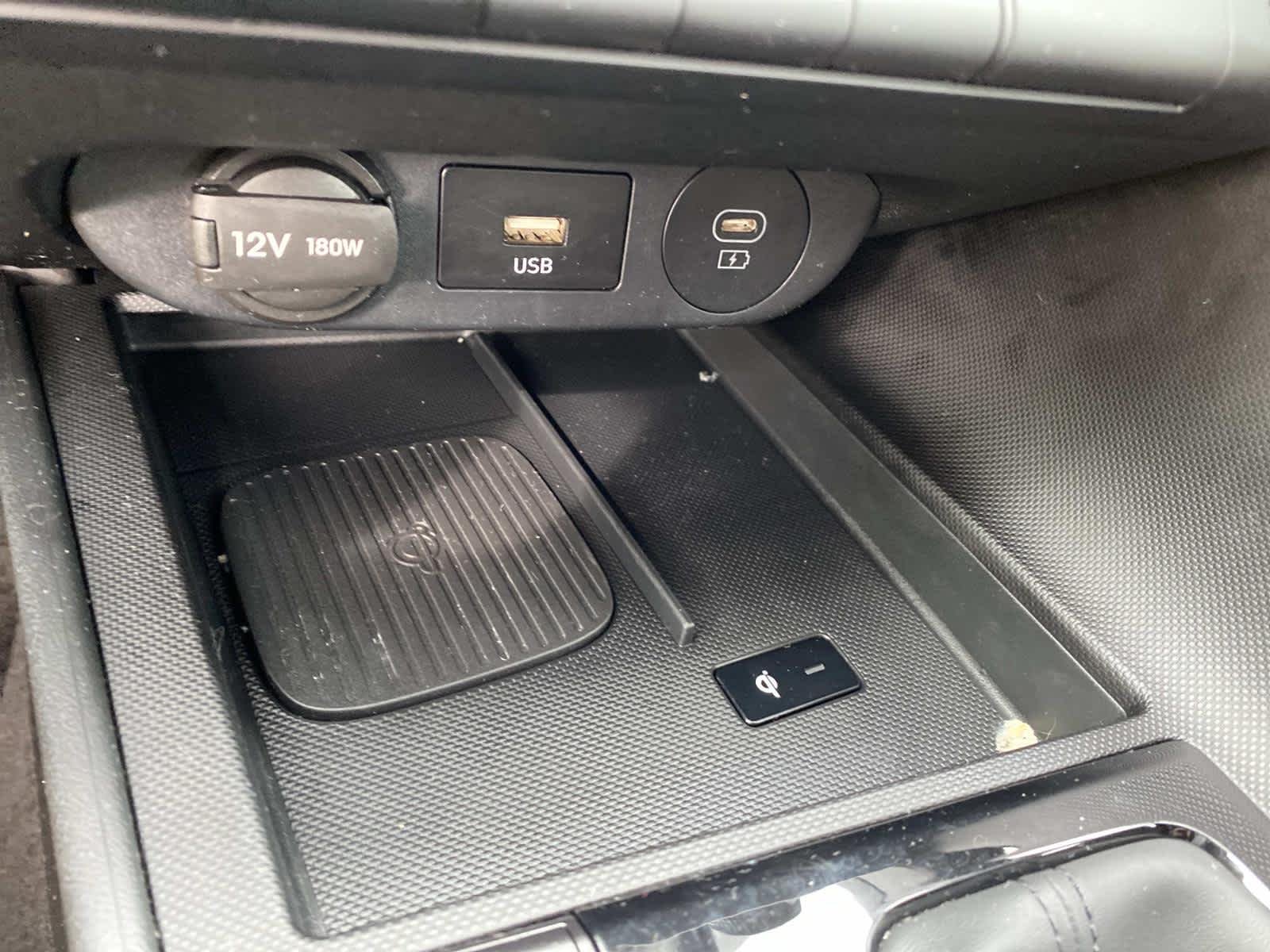 Certified Used 2025 Fluid Metal Hyundai SEL Sport image 10