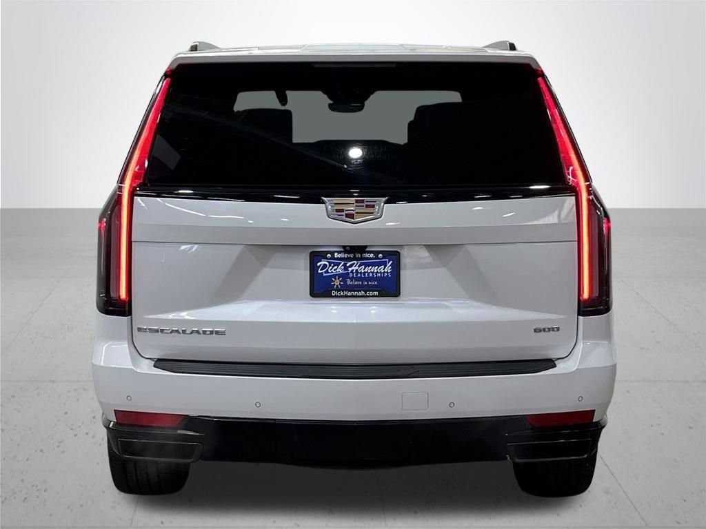 Used 2022 Crystal White Tricoat Cadillac Sport Platinum image 11