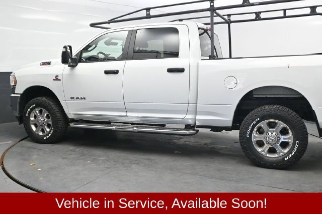 Used 2023 White Ram Big Horn image 4