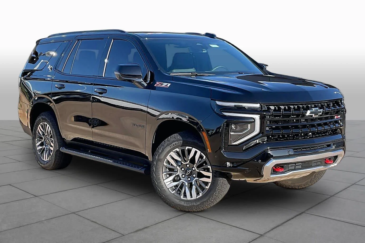 Used 2025 Black Chevrolet Z71 image 3