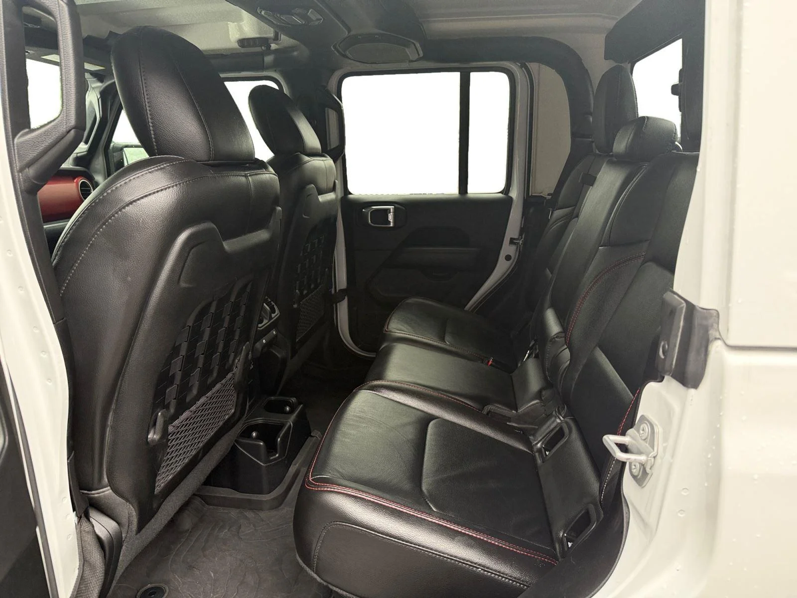 Used 2022 Bright White Clearcoat Jeep Rubicon image 19