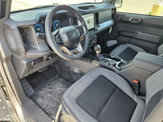 2025 Ford Bronco 4-Door Base - Photo 25