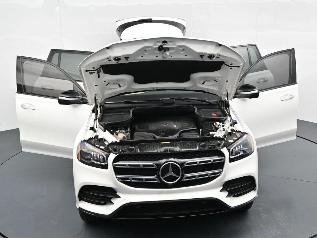 Used 2022 White Mercedes-Benz GLS 450 image 19