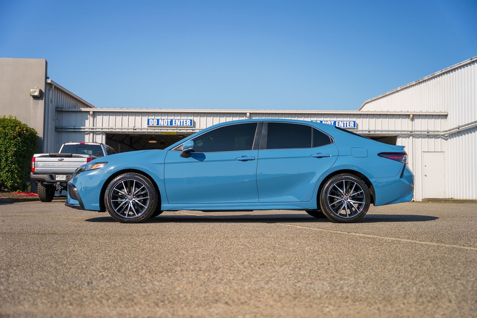 Certified Used 2023 Blue Toyota SE image 4