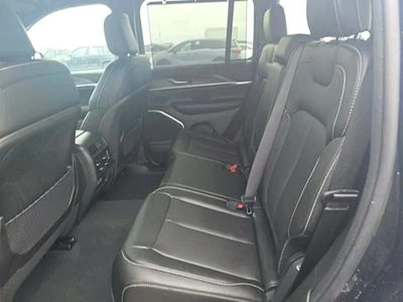 Used 2024 Black Jeep 4xe image 17