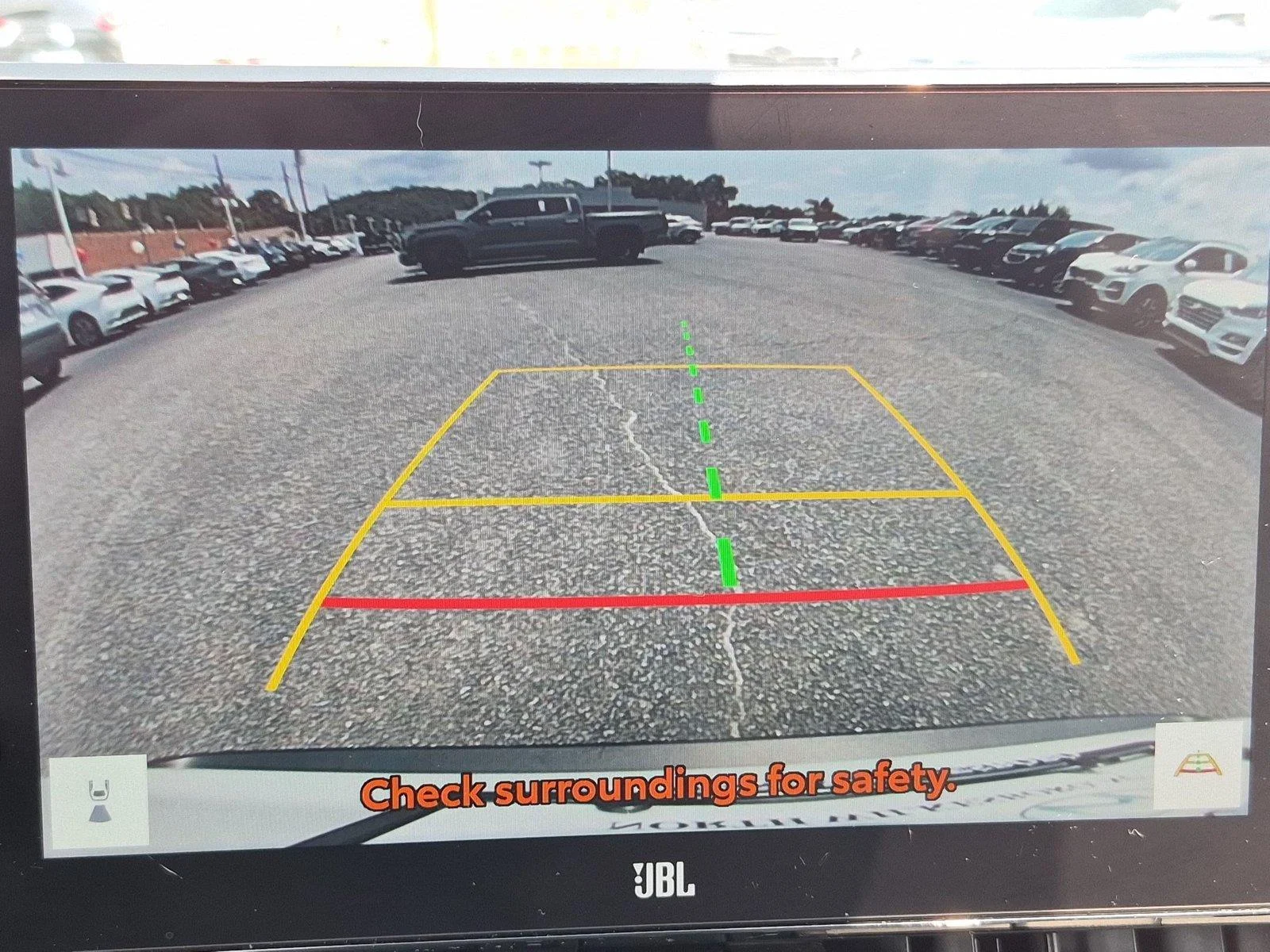 Used 2023 Wind Chill Pearl Toyota XLE Premium image 26