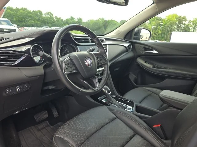 Used 2023 Black Buick Essence image 21