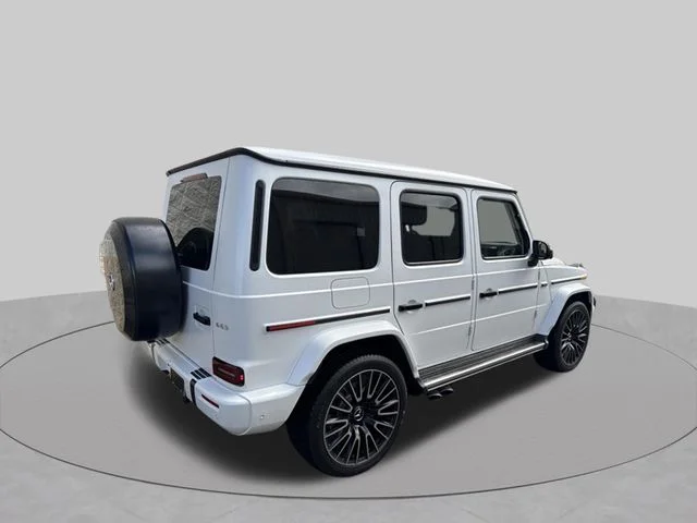 Used 2026 MANUFAKTUR Moonlight White Magno Mercedes-Benz G 63 AMG® image 5