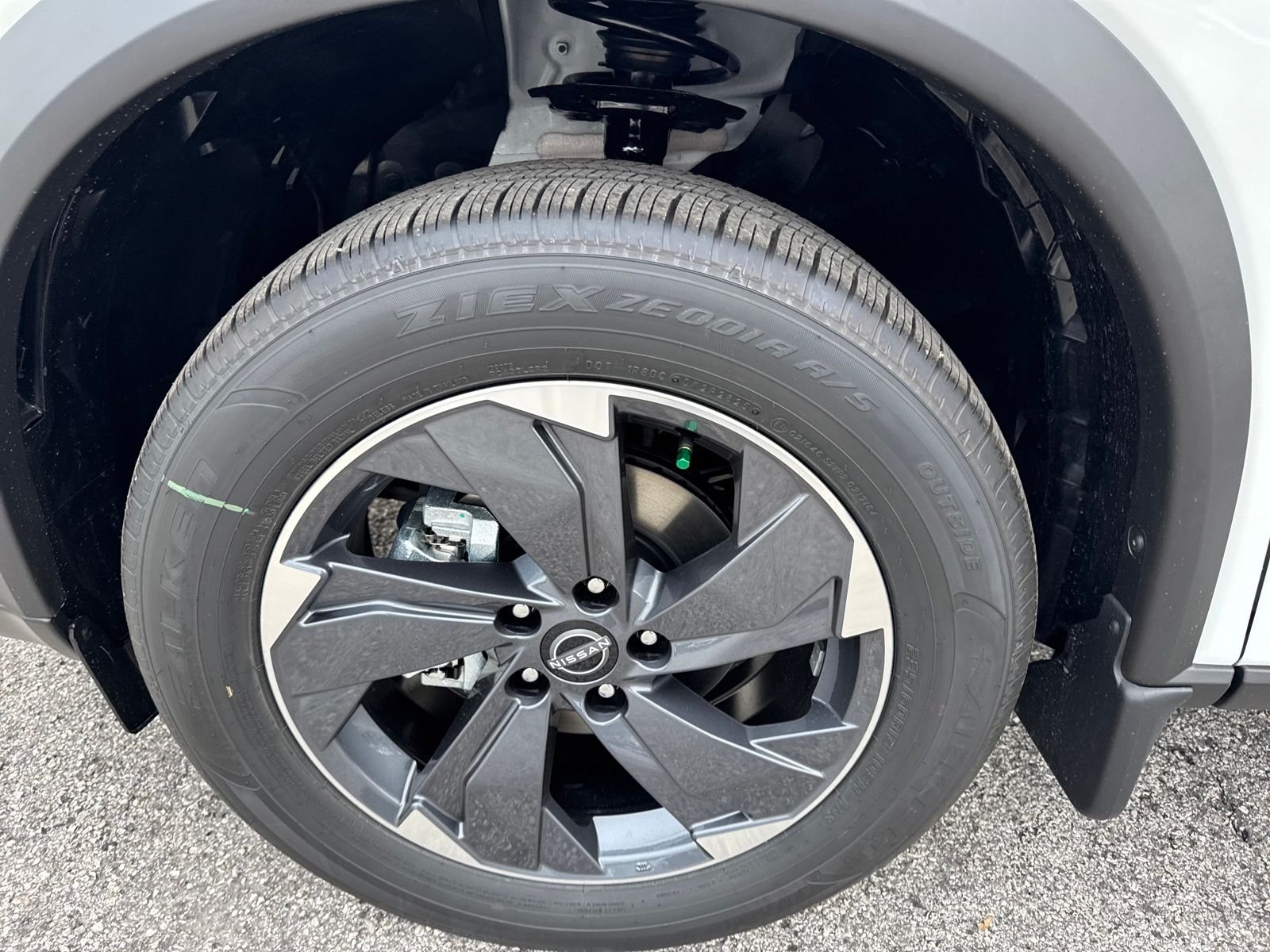 New 2026 Nissan Rogue SV 4D Sport Utility