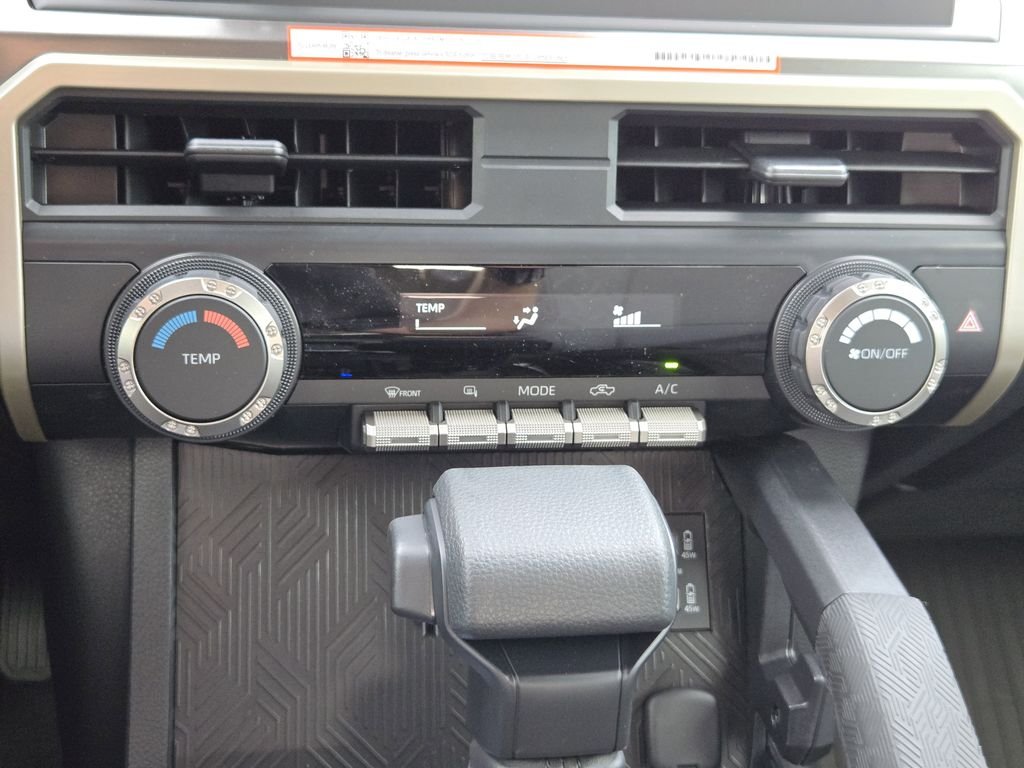 2026 Toyota Tacoma SR5 - Photo 16