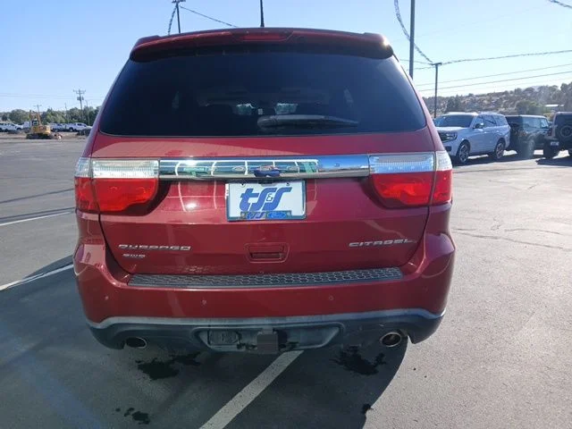 Used 2013 Red Dodge Citadel image 4