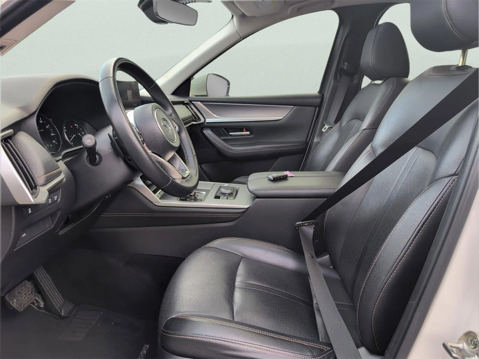 Used 2024 Rhodium White Premium Mazda 3.3 Turbo Preferred Plus image 14