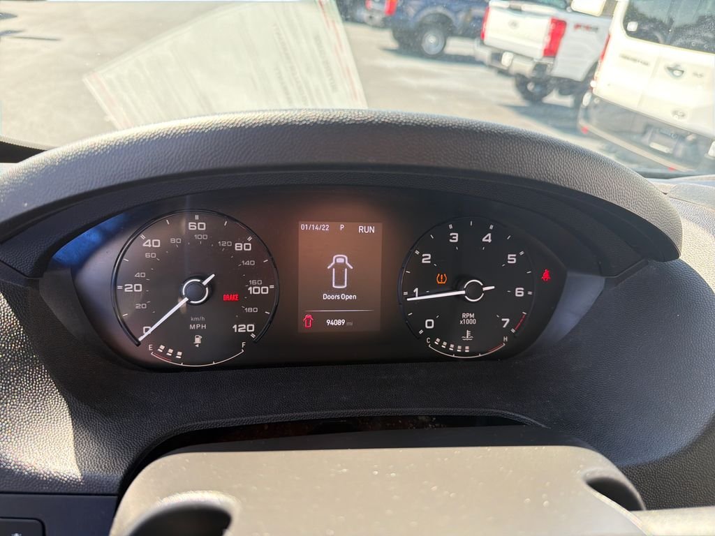Used 2023 White Ram Low Roof image 18