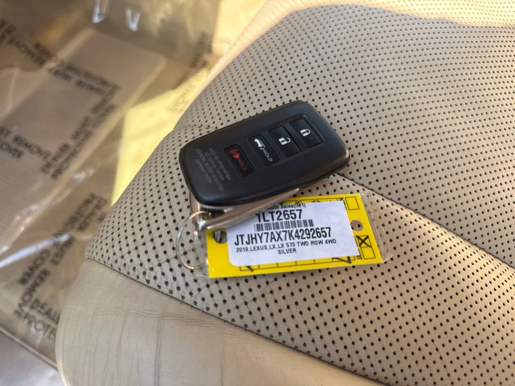 Used 2019 Silver Lexus 570 image 28