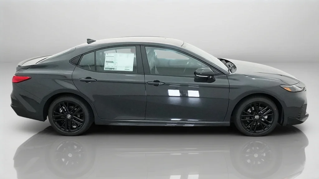 New 2027 Underground Toyota SE image 7