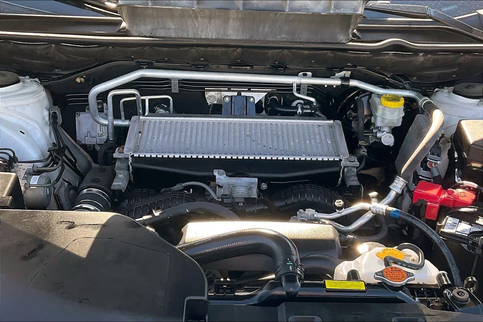 Used 2019 Crystal White Pearl Subaru Limited image 28