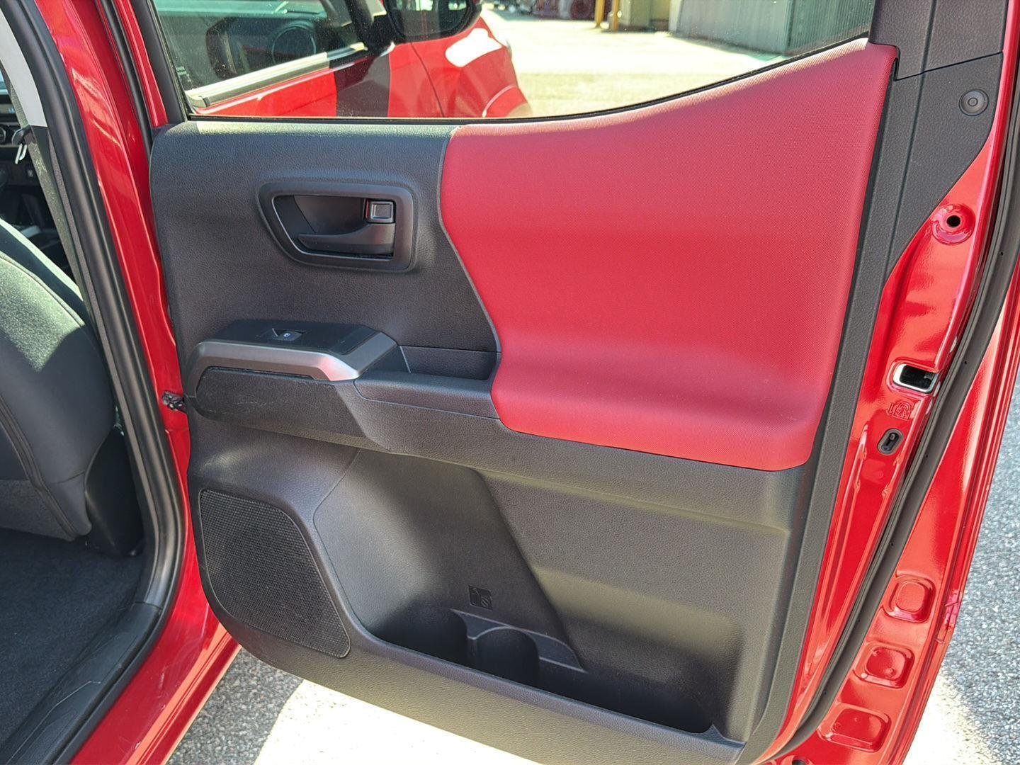 Used 2023 RED Toyota SR5 image 15