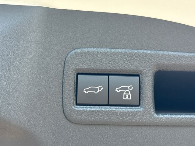 New 2026 Wind Chill Pearl <sup>1</sup> Toyota  XLE image 12