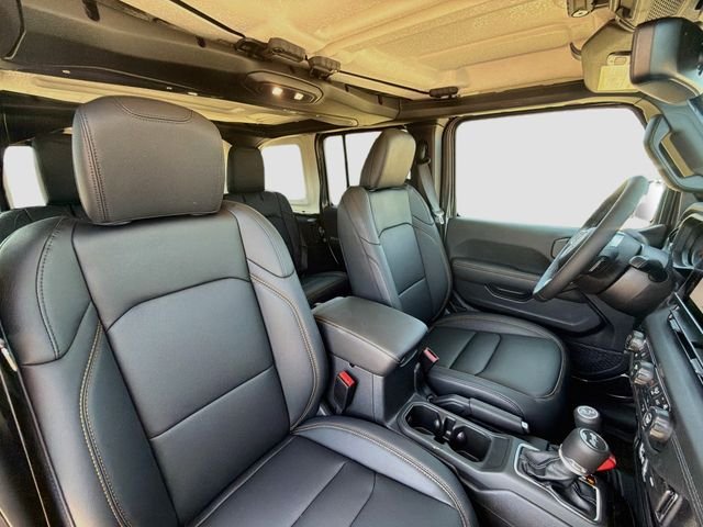New 2026 Gray Jeep Sahara image 32