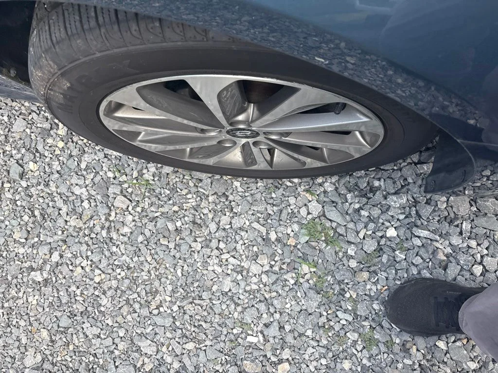 Used 2015 Blue Hyundai Sport image 4