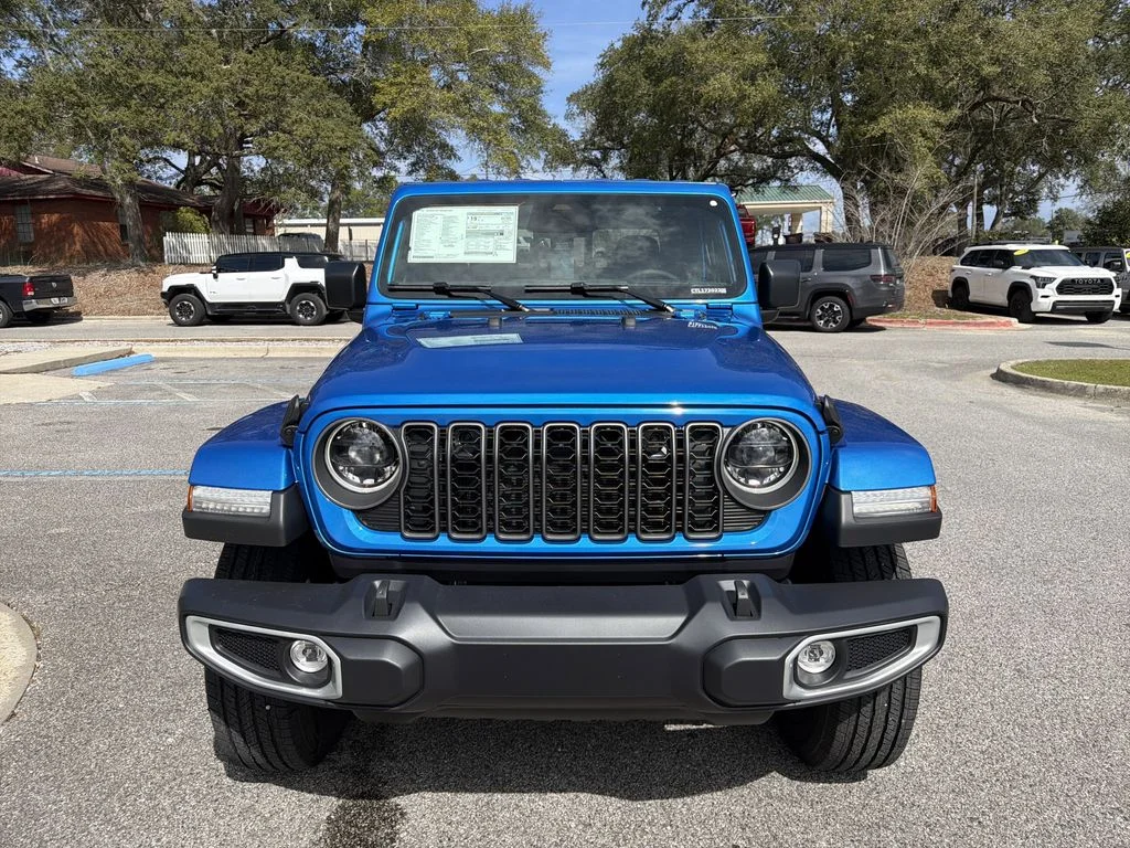 2026 Jeep Gladiator Sahara - Photo 10