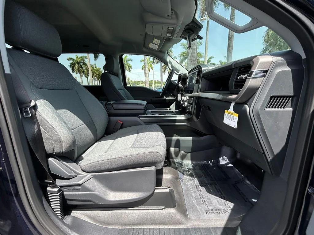 New 2025 Blue Ford XL image 20