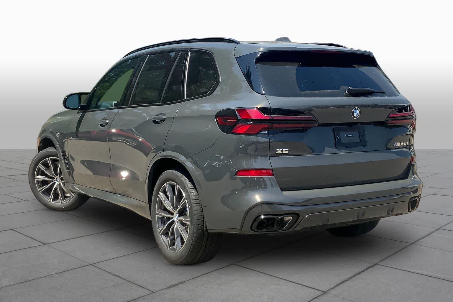 New 2026 Dravit Grey Metallic BMW M60i image 12