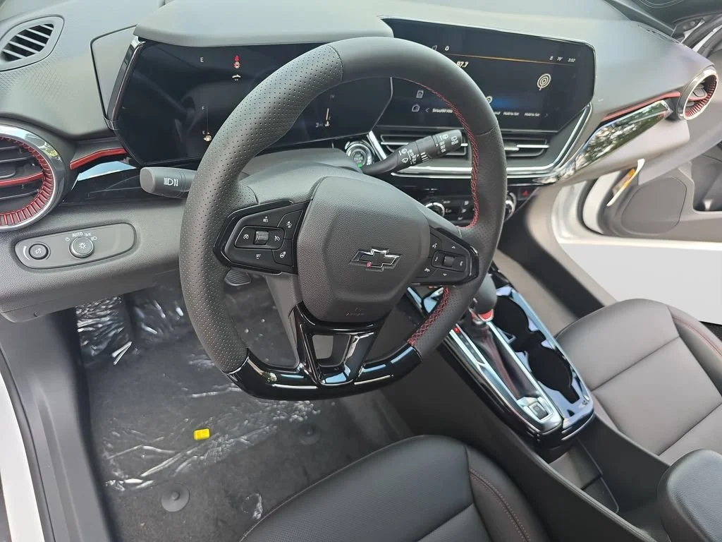 2026 Chevrolet Trax RS - Photo 15